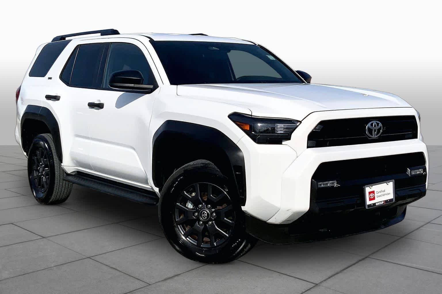 Used 2025 Ice Cap Toyota SR5 image 3