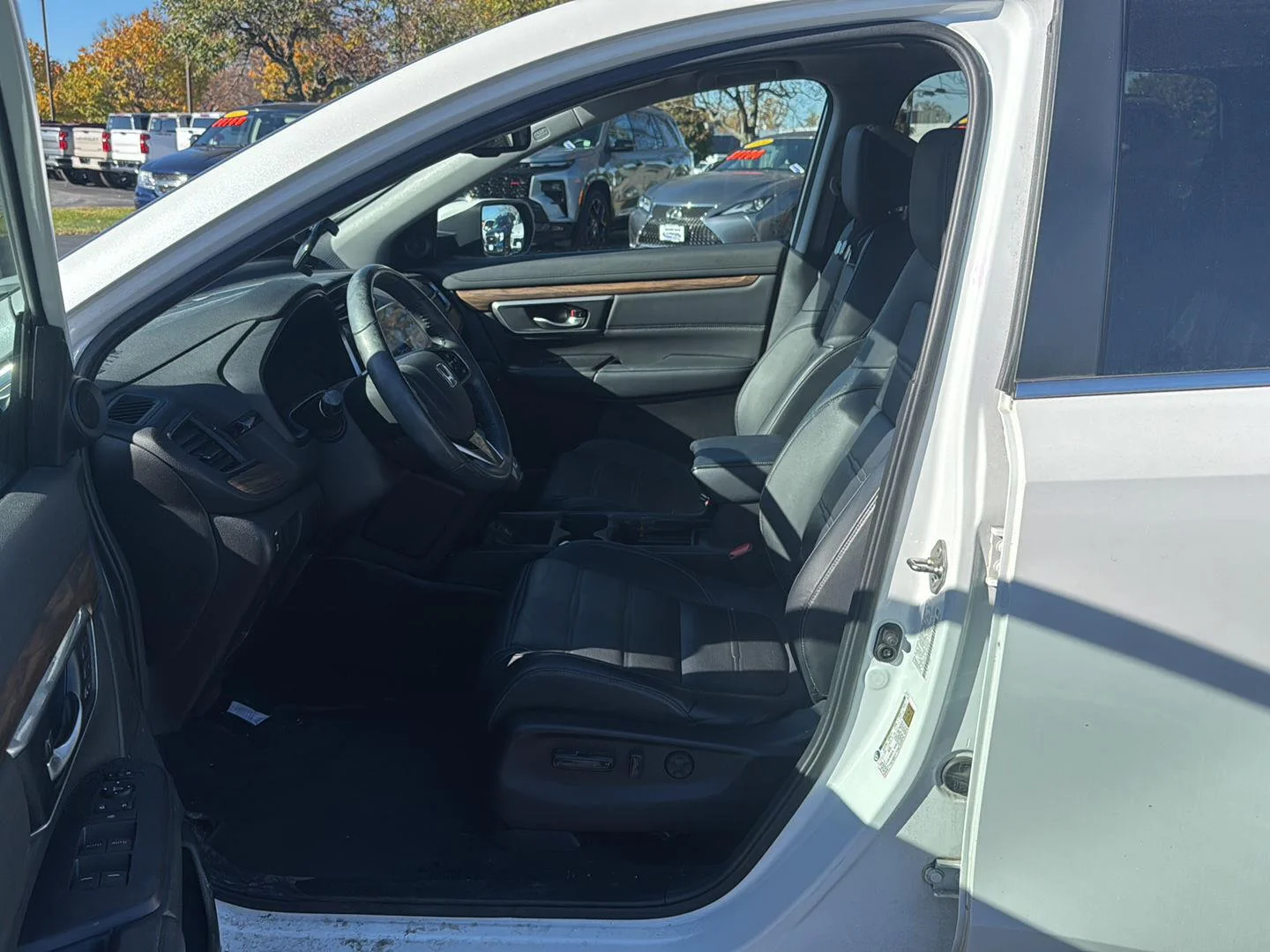 Used 2019 Platinum White Pearl Honda EX-L image 9