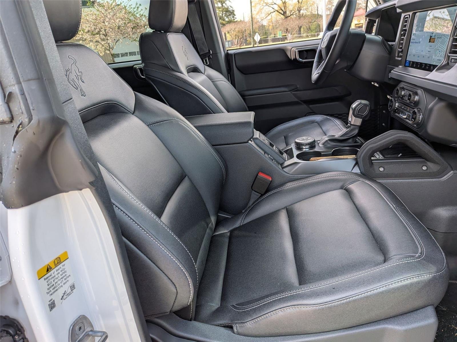 New 2025 Oxford White Ford Badlands® image 33