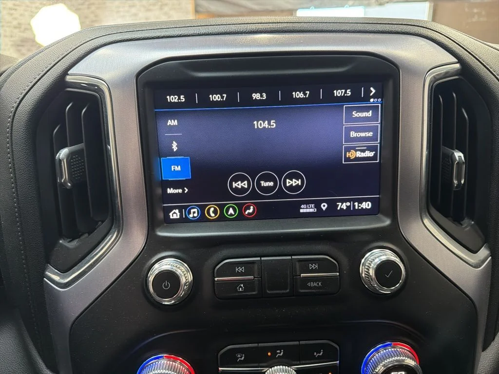 Used 2019 Black GMC SLT image 18