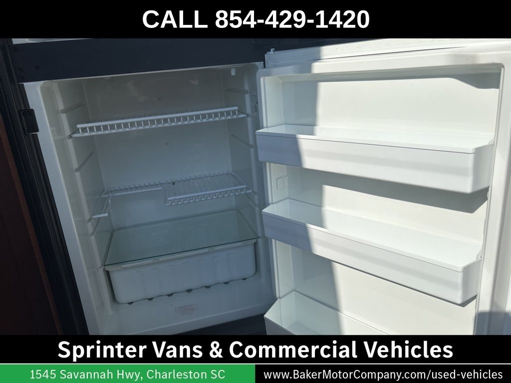 Used 2016 Gray Mercedes-Benz Road Trek image 14