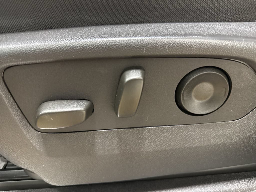 2025 Chevrolet Silverado 2500HD LT - Photo 26