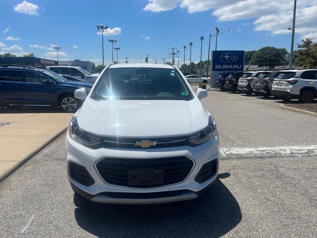 Used 2022 White Chevrolet LT image 8