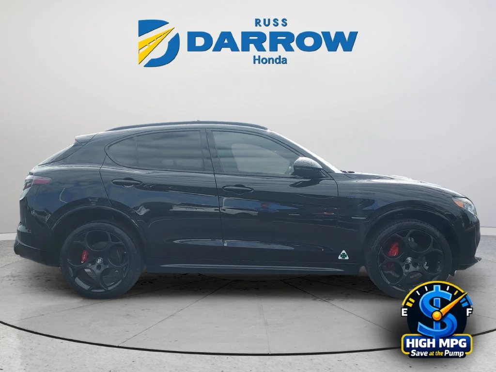 Used 2024 Black Alfa Romeo Competizione image 6