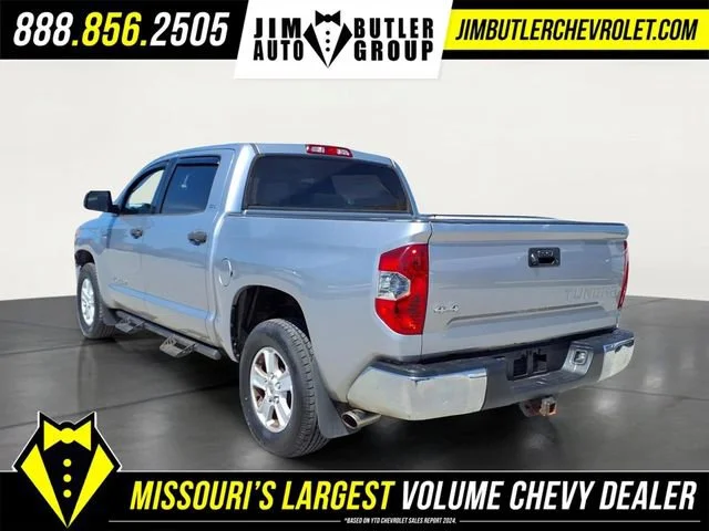 Used 2015  Toyota SR5 image 2