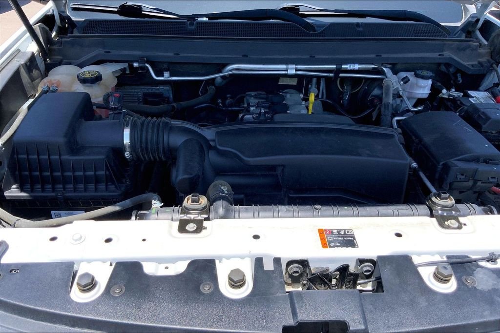 Used 2022 White Chevrolet LT image 23