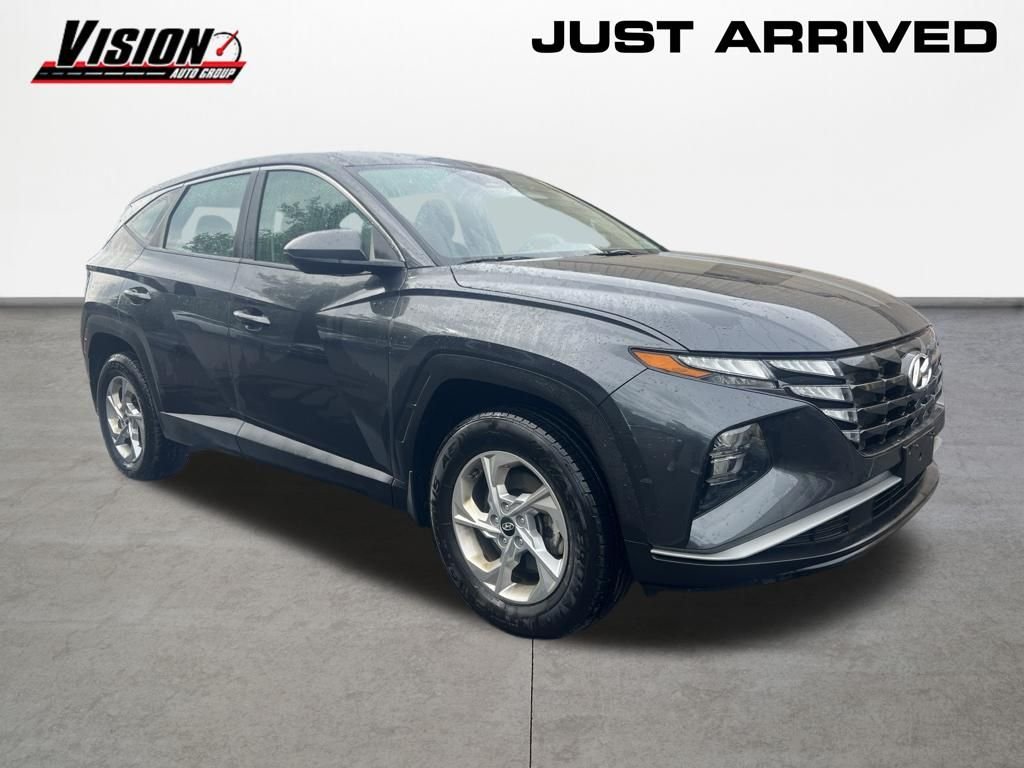 Used 2024 Gray Hyundai SE image 3