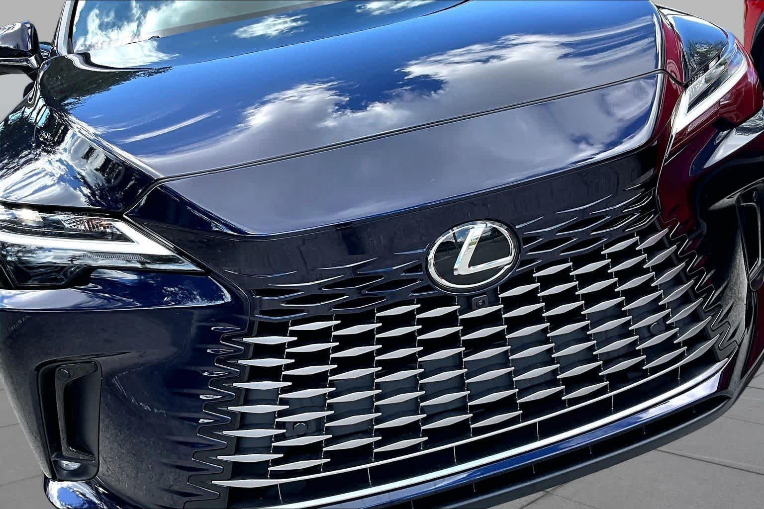 Used 2026 Nightfall Mica Lexus Premium+ image 28