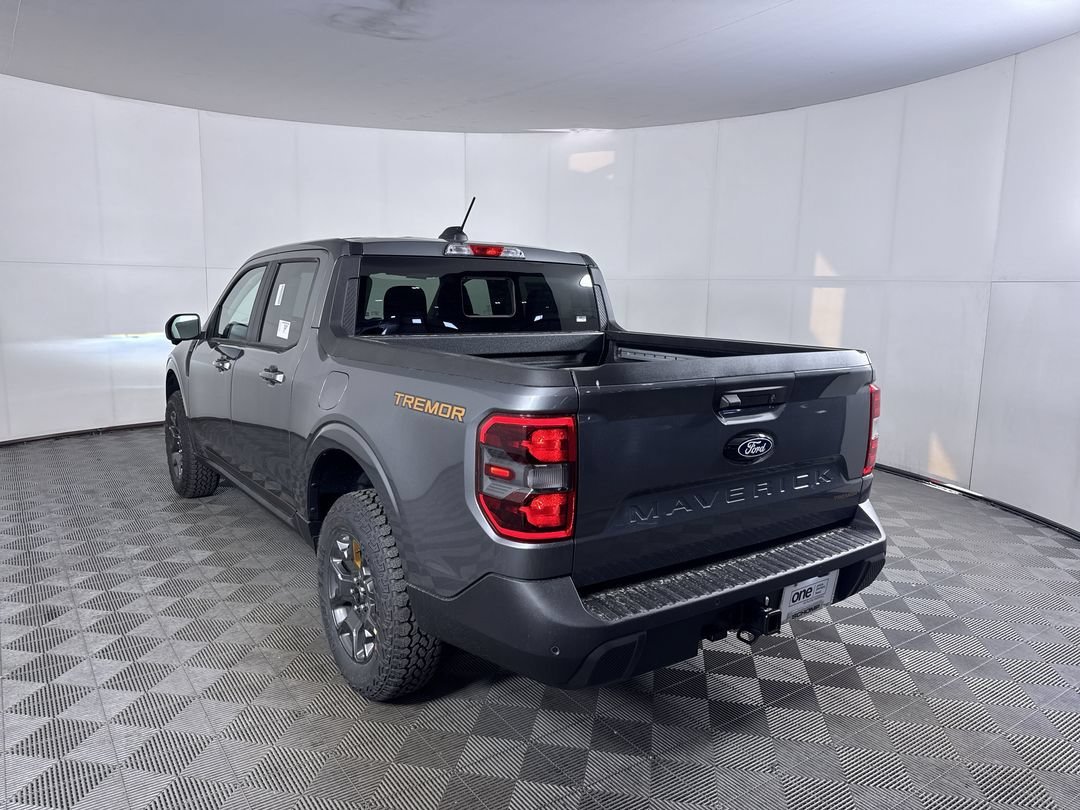 New 2026 Carbonized Gray Metallic Ford Tremor image 23
