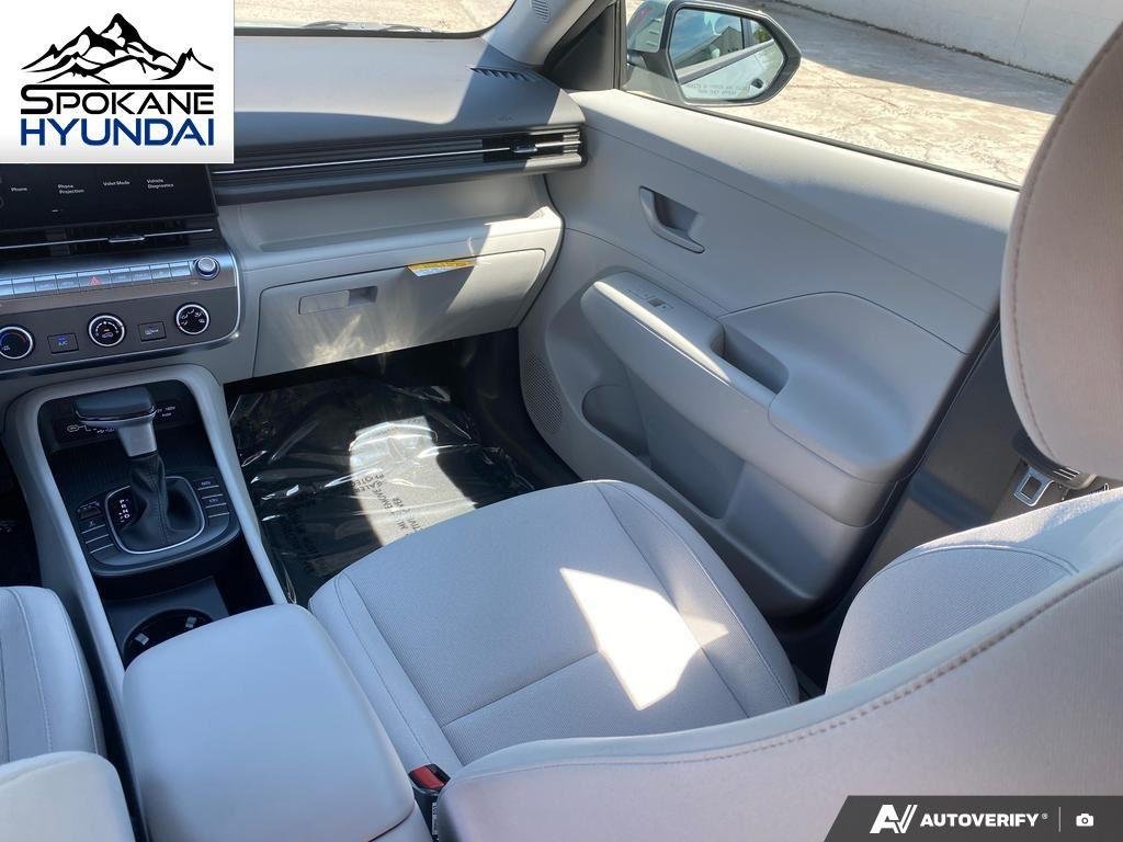 Used 2026 Mirage Green Hyundai SE image 28