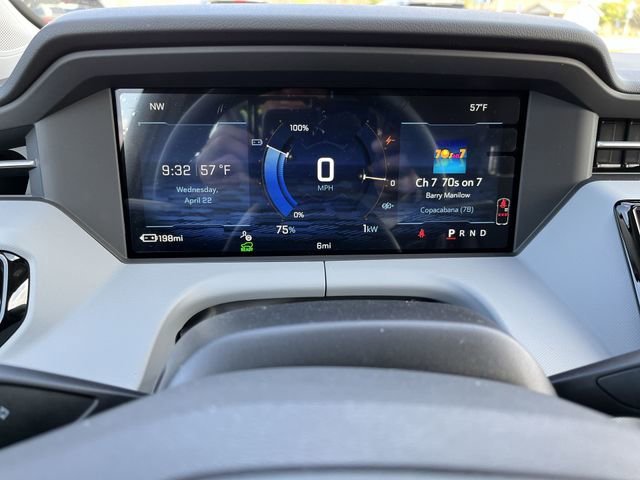 2027 Chevrolet Bolt RS - 10