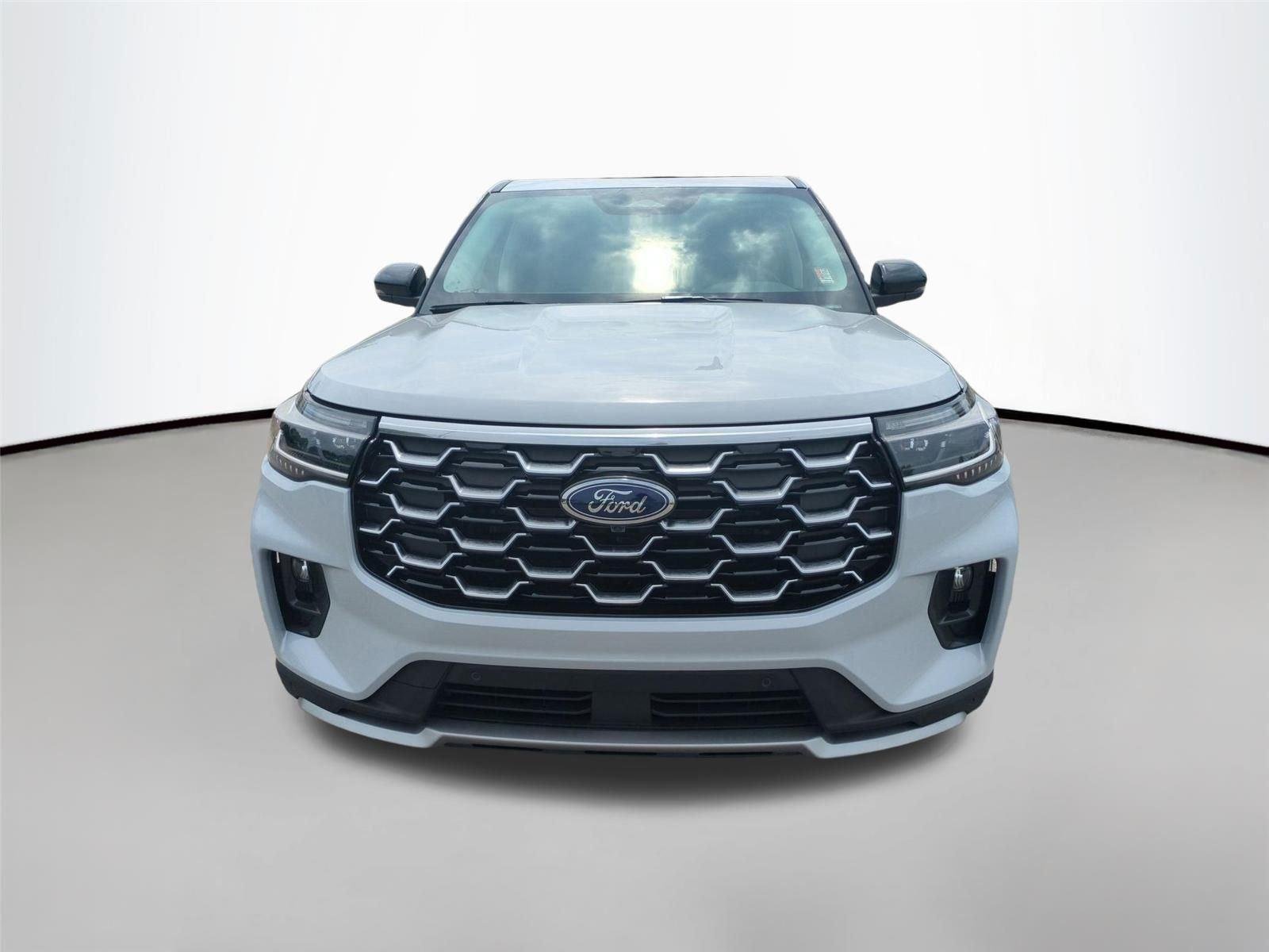 New 2026 Space White Metallic Ford Platinum™ image 14