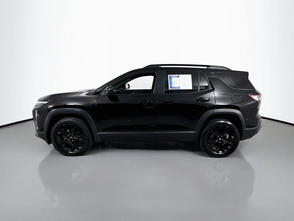 Used 2025 Mosaic Black Metallic Chevrolet AWD LT image 9