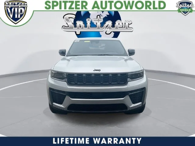 New 2026 Silver Zynith Exterior Paint Jeep Altitude image 4