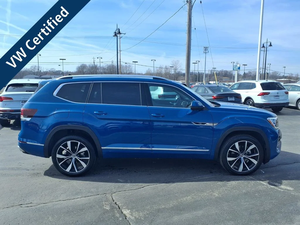 Certified Used 2025 Mountain Lake Blue Metallic Volkswagen 2.0T SEL Premium R-Line image 3