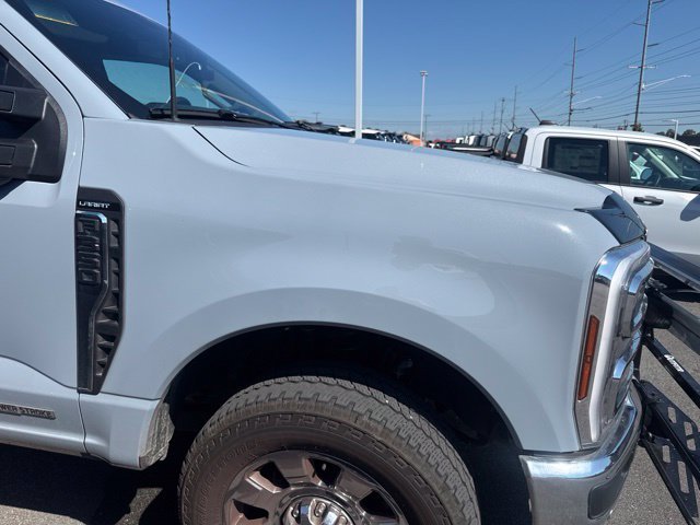 Used 2026 Gray Ford Lariat image 3