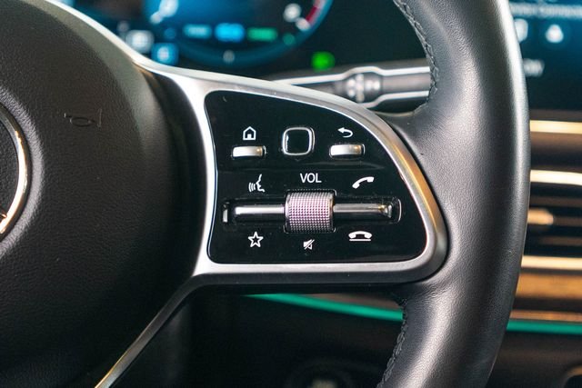 Certified Used 2022 Black Mercedes-Benz GLE 450 image 18