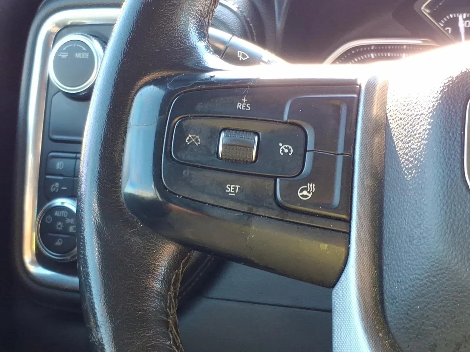 Used 2021 Summit White GMC Elevation image 28
