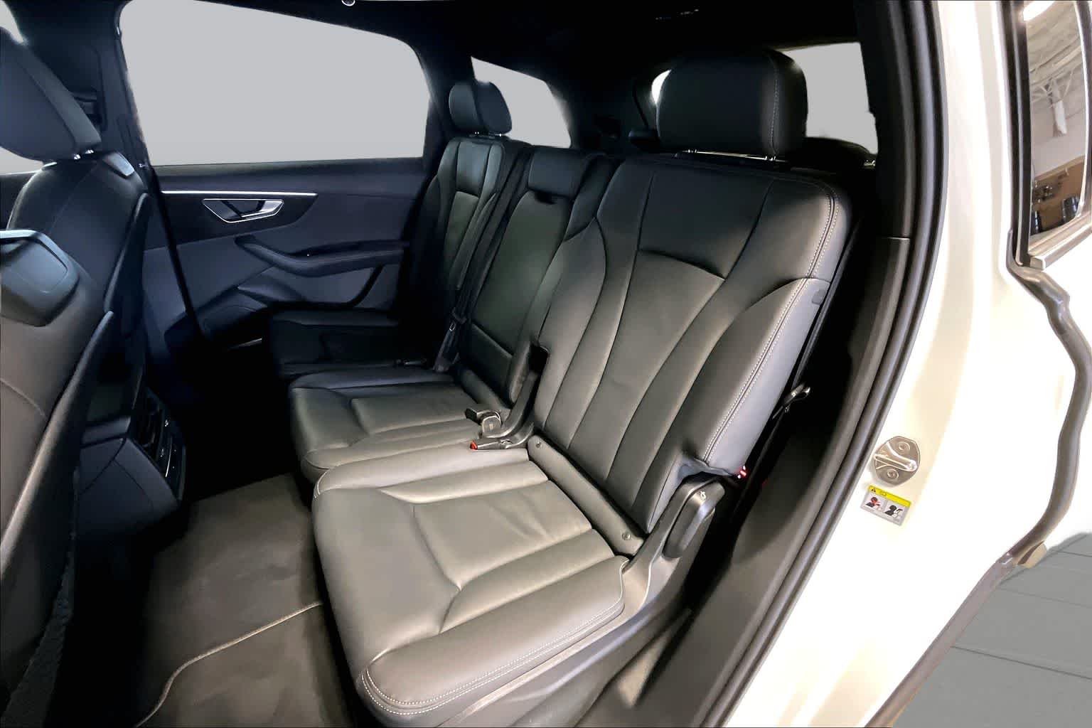 Used 2025 Carrara White Audi Premium Plus image 20