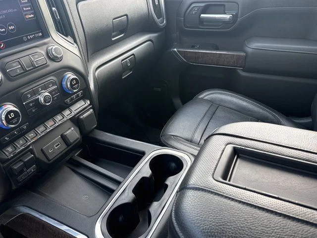 Used 2020 Black GMC Denali image 22