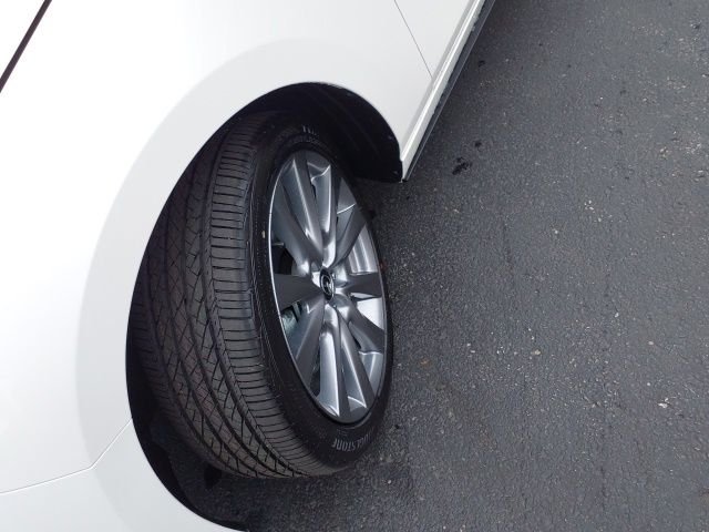New 2026 Snowflake White Pearl Mazda 2.5 S Preferred image 5