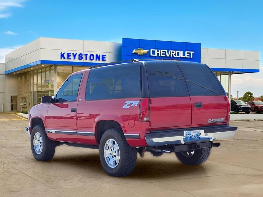 Used 1997 Victory Red Chevrolet  image 5