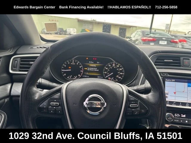 Used 2017 Red Nissan 3.5 SV image 16