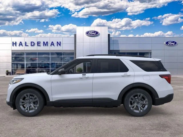 New 2026 Space White Metallic Ford Active image 3
