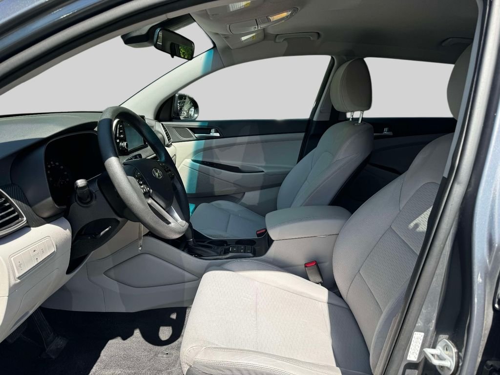 Used 2019 Gray Hyundai SE image 17