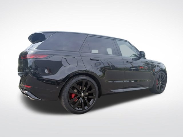 Certified Used 2025 Black Land Rover Dynamic SE image 5