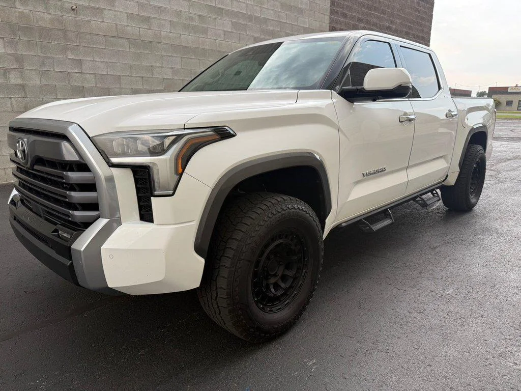 Used 2022 White Toyota LIMITED image 3