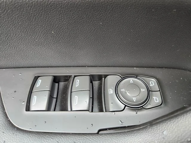Used 2025 Gray Chevrolet RS image 37