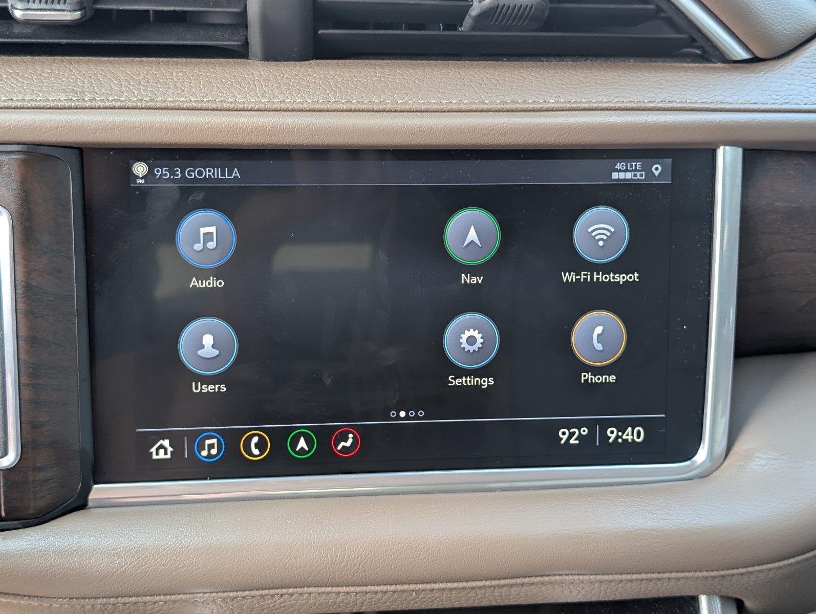 Used 2021 PEARL BEIGE METALLIC GMC Denali image 23