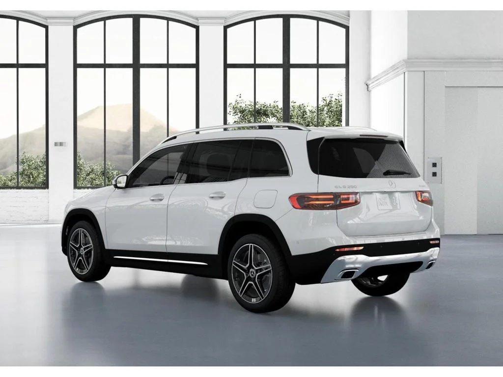 New 2026 White Mercedes-Benz GLB 250 image 29