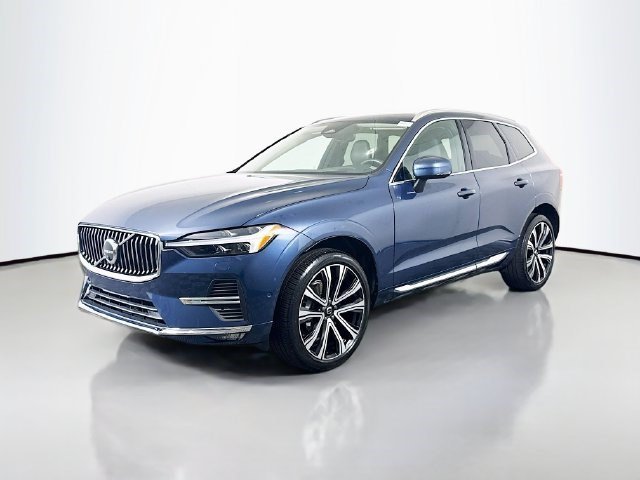 Used 2023 Denim Blue Metallic Volvo Ultimate Bright Theme image 3