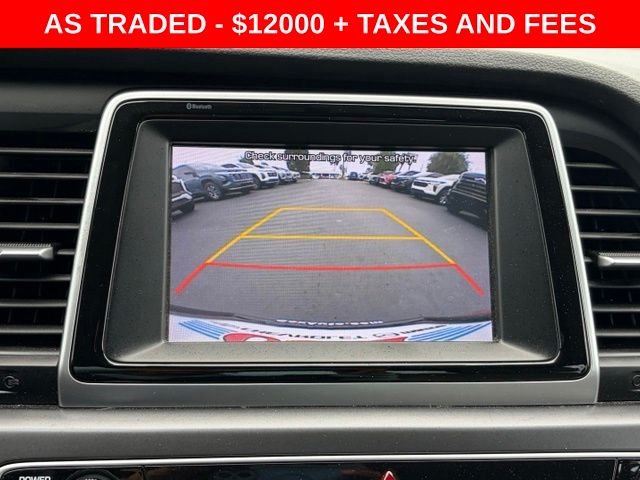 Used 2019 Red Hyundai SE image 23