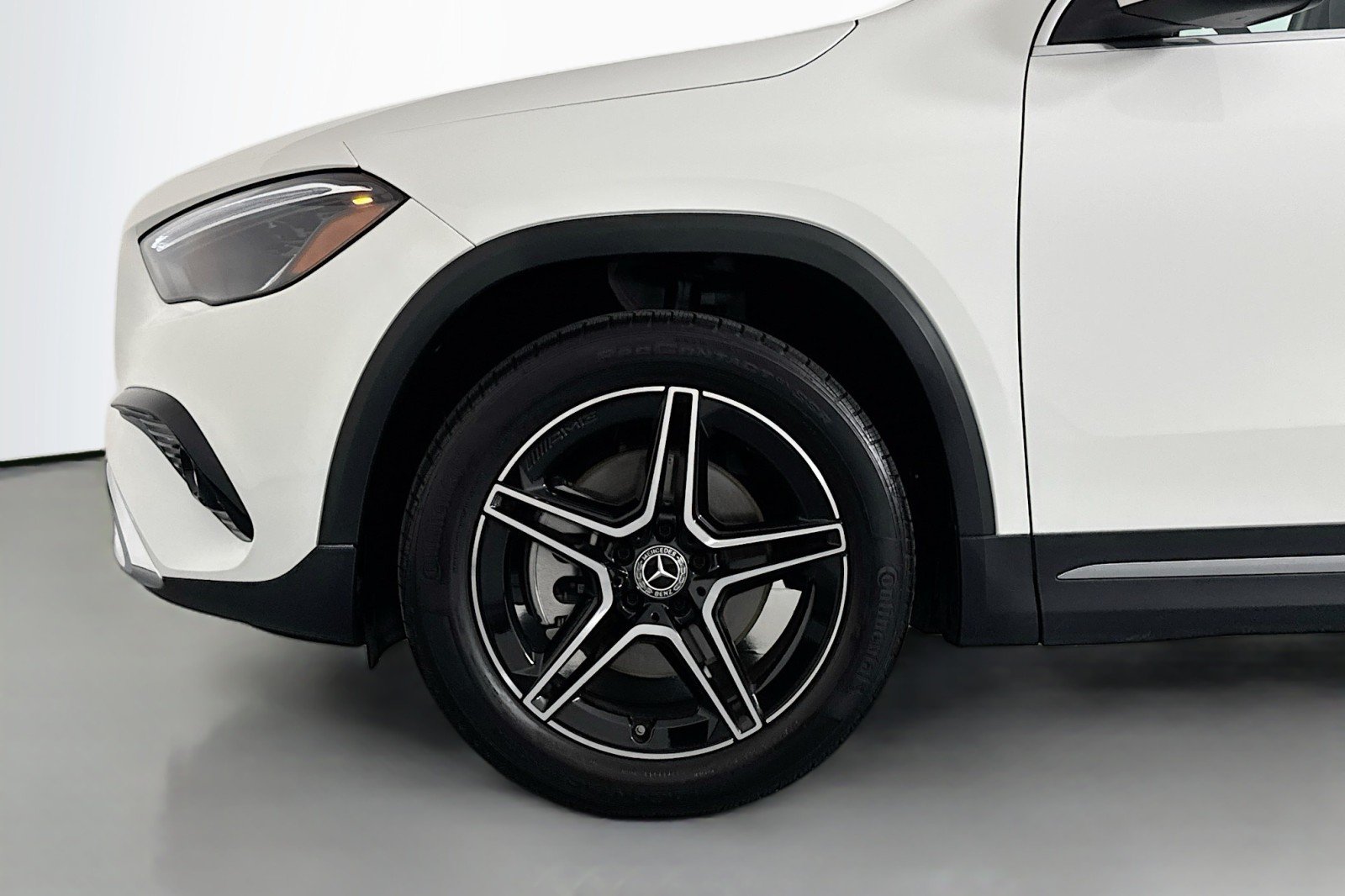 Certified Used 2026 Polar White Mercedes-Benz GLA 250 image 11