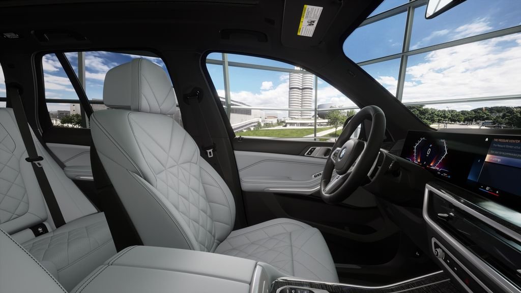 Used 2026 Dravit Grey Metallic BMW sDrive40i image 35