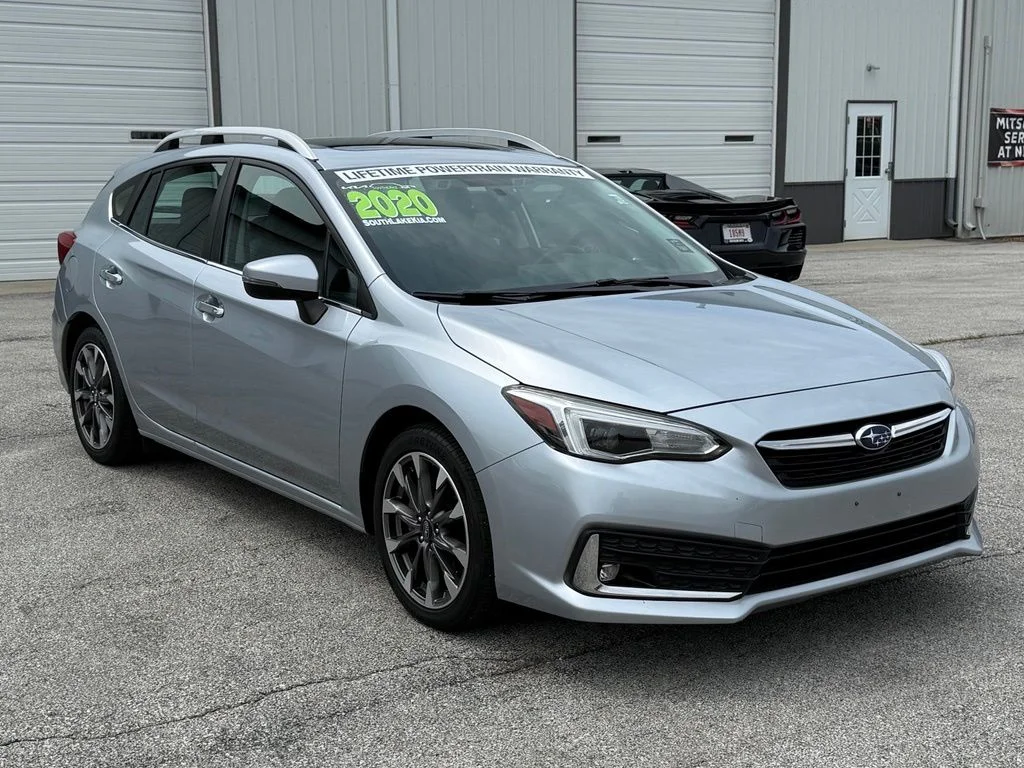 Used 2020 Silver Subaru Limited image 11