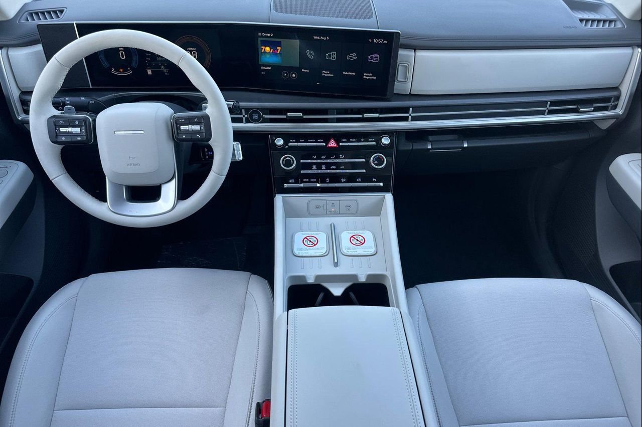 New 2026 Phantom Black Hyundai SE FWD image 13