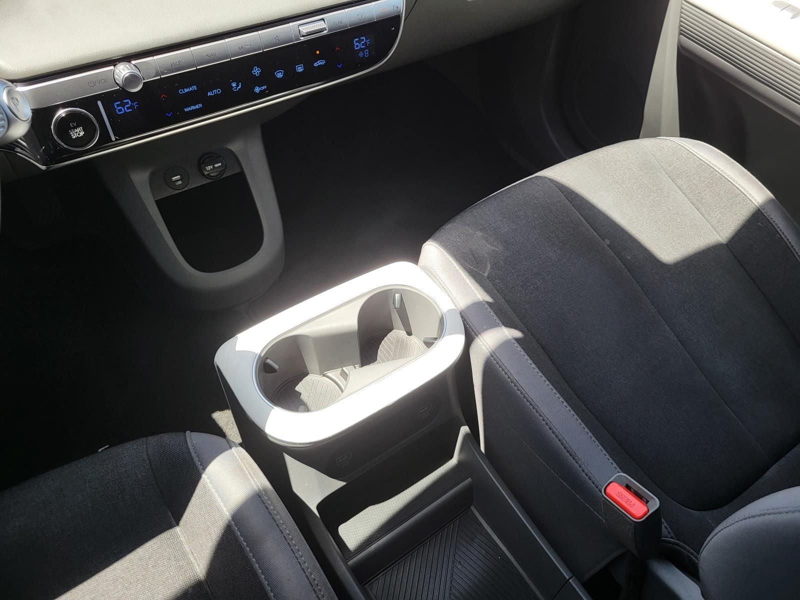 Certified Used 2024 Cyber Gray Hyundai SE image 27
