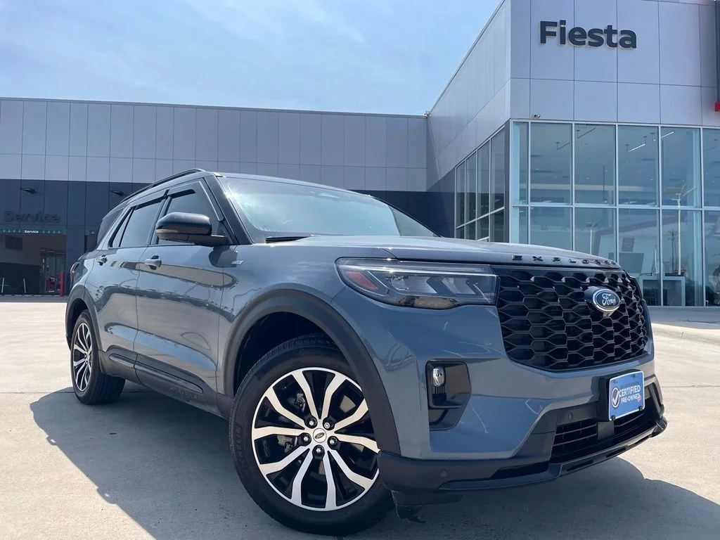 Used 2025 Blue Ford ST-Line image 1