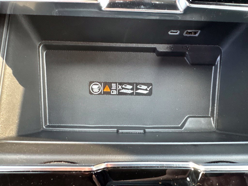 2026 GMC Yukon Denali - Photo 16