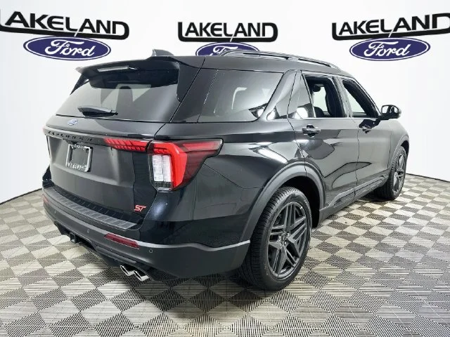 New 2026 Black Ford ST image 3