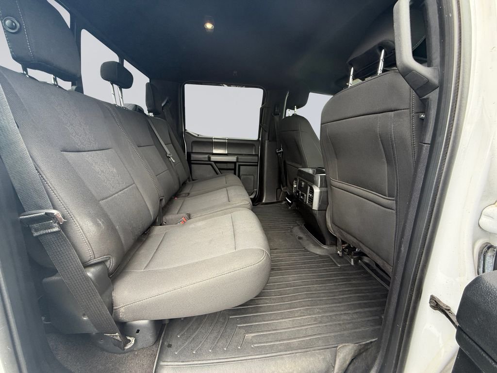 Used 2018  Ford XLT image 18