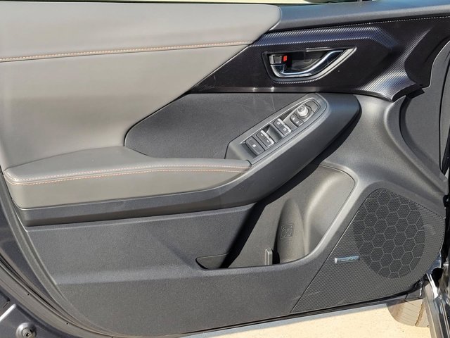 New 2026 MAGNETITE GRAY PEARL Subaru Limited Hybrid image 4