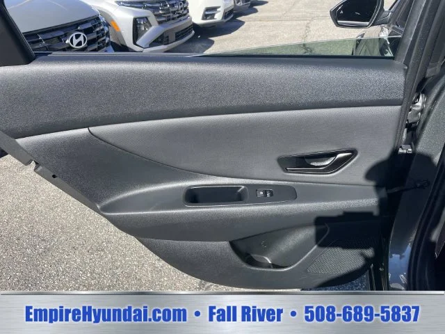 Used 2026 Gray Hyundai SEL Sport image 11