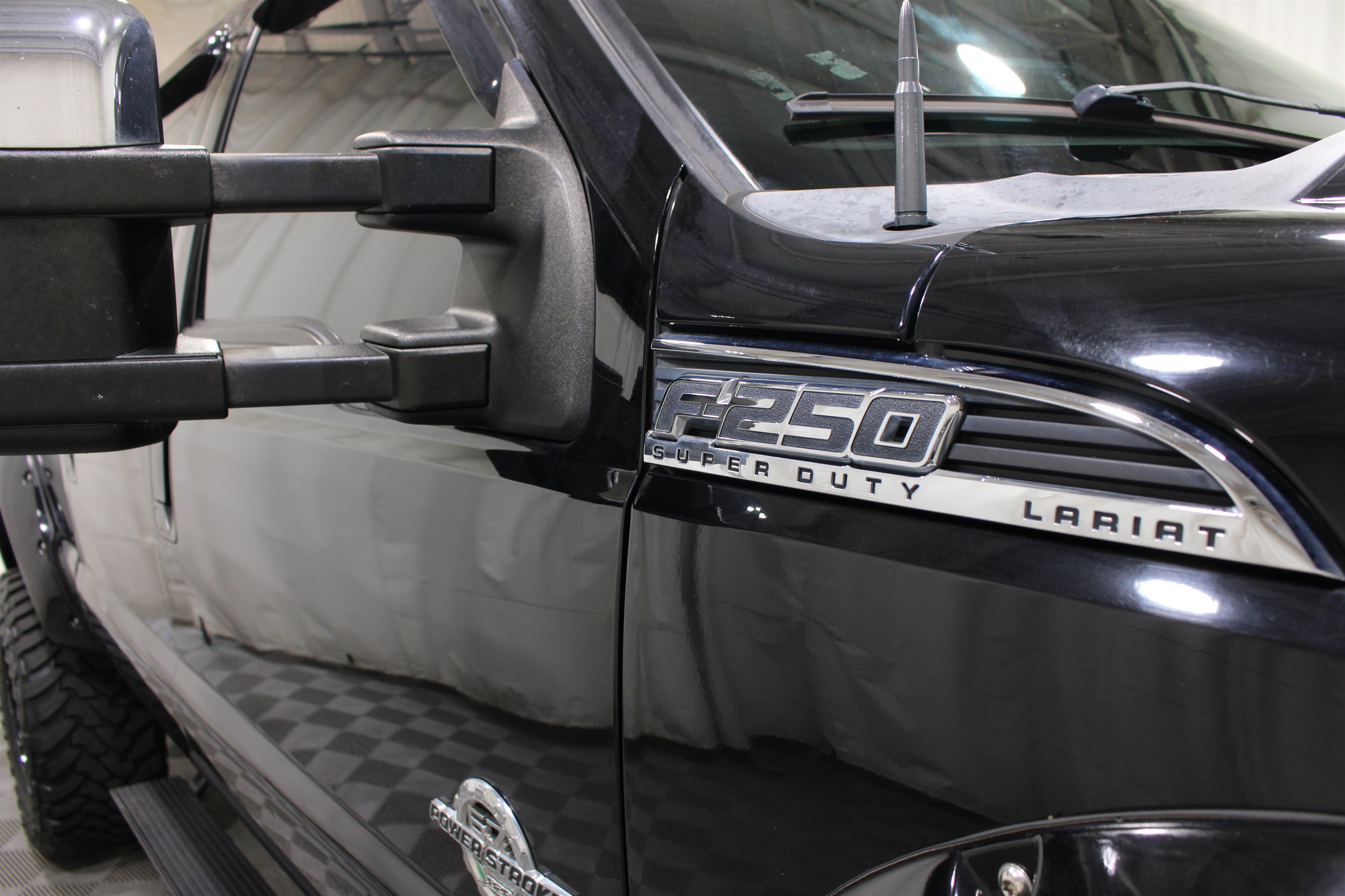 Used 2016 Shadow Black Ford Lariat image 22