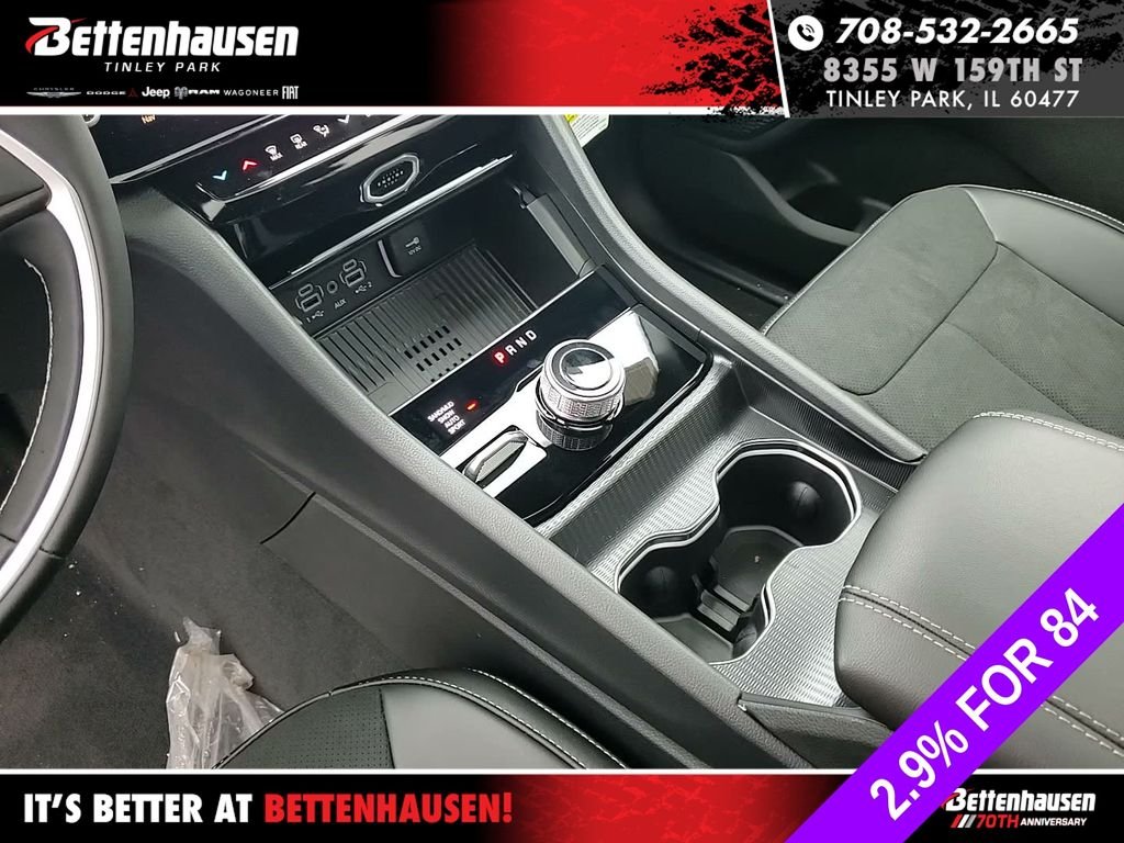 New 2026 Baltic Gray Metallic Clear-Coat Exterior Paint Jeep Altitude image 21