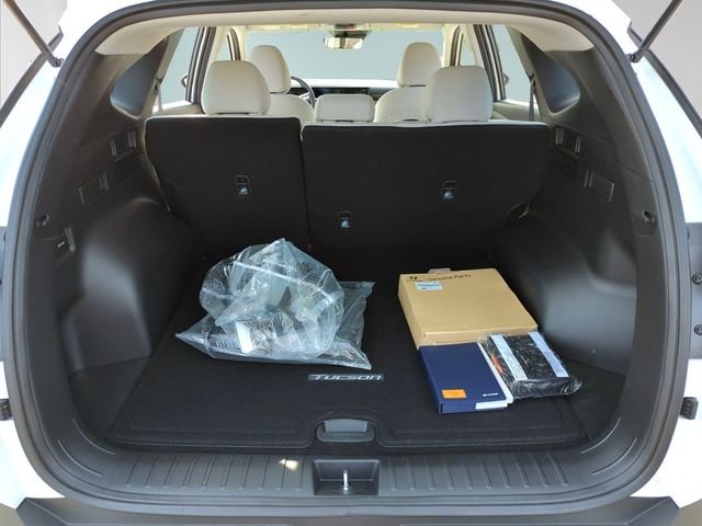 Used 2026 White Hyundai SE image 20